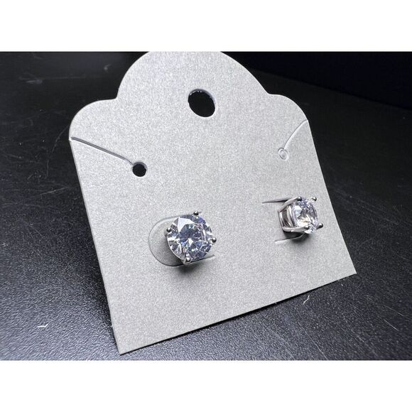 Crystal Solitaire Stud Earrings - Picture 3 of 5